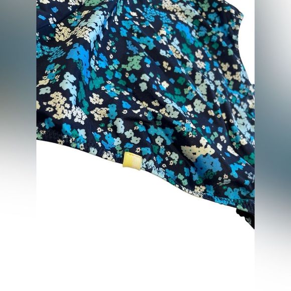 Summersalt sidestroke blue wildflower one piece bathing suit size 6 - Picture 6 of 7